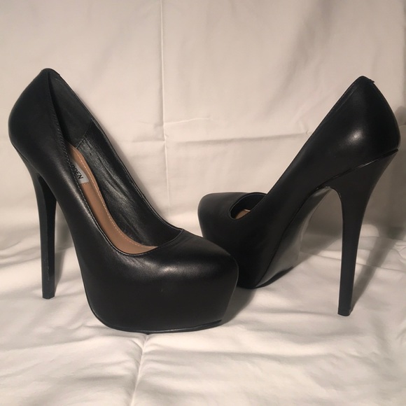 Steve Madden pumps, size 8, **NEVER WORN!!** - Picture 1 of 6